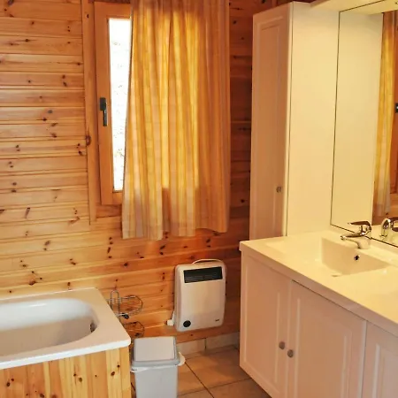 Dom wakacyjny Peaceful In With Sauna
